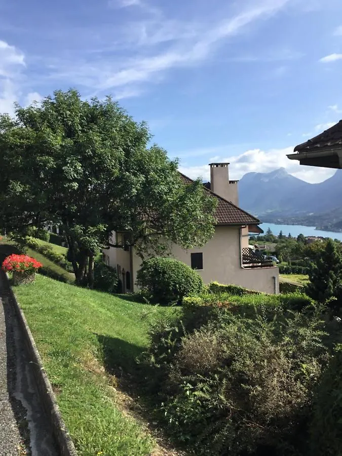 Διαμέρισμα Charmant Appartement Avec Vue Lac Talloires