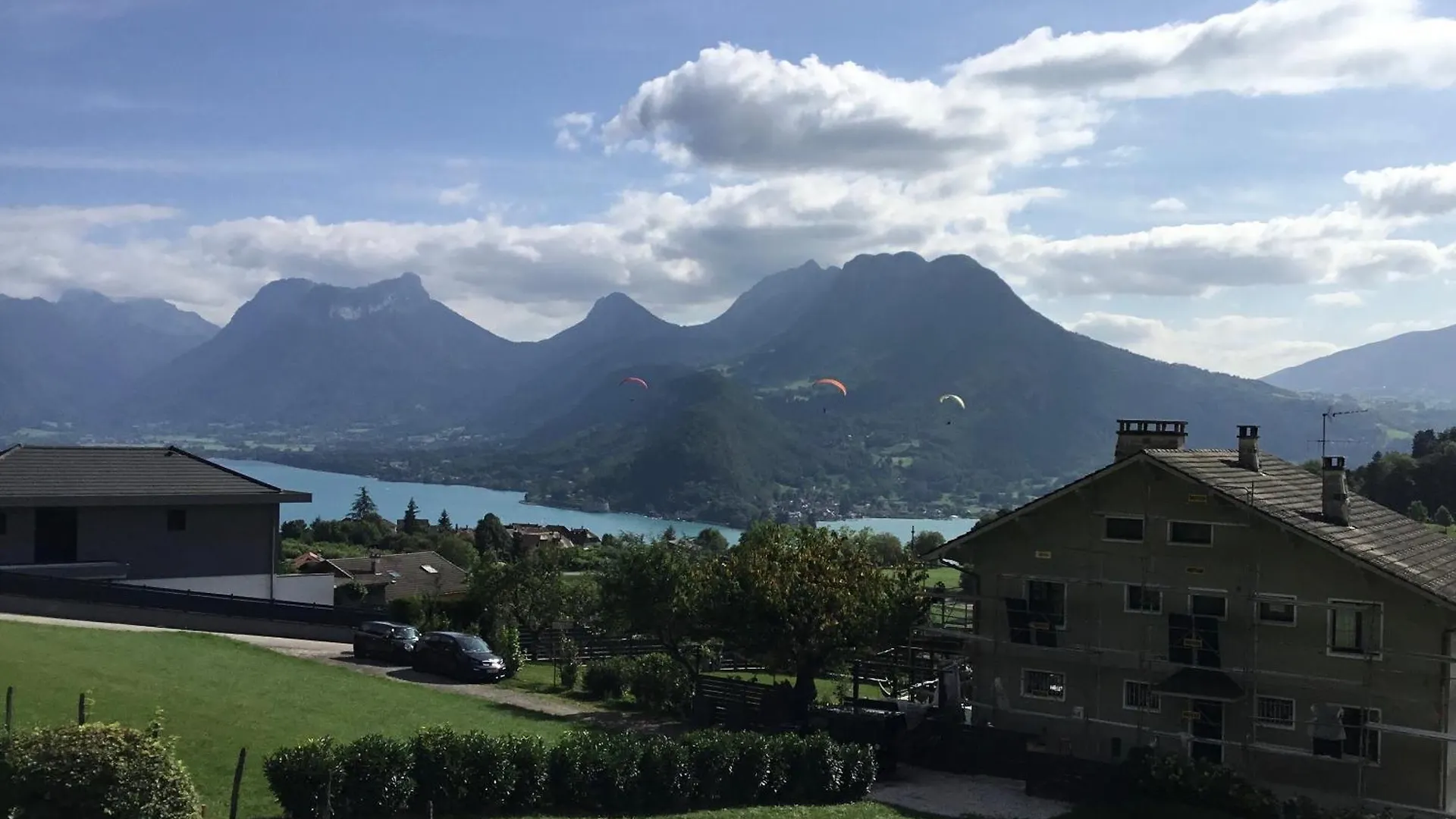 Διαμέρισμα Charmant Appartement Avec Vue Lac Talloires